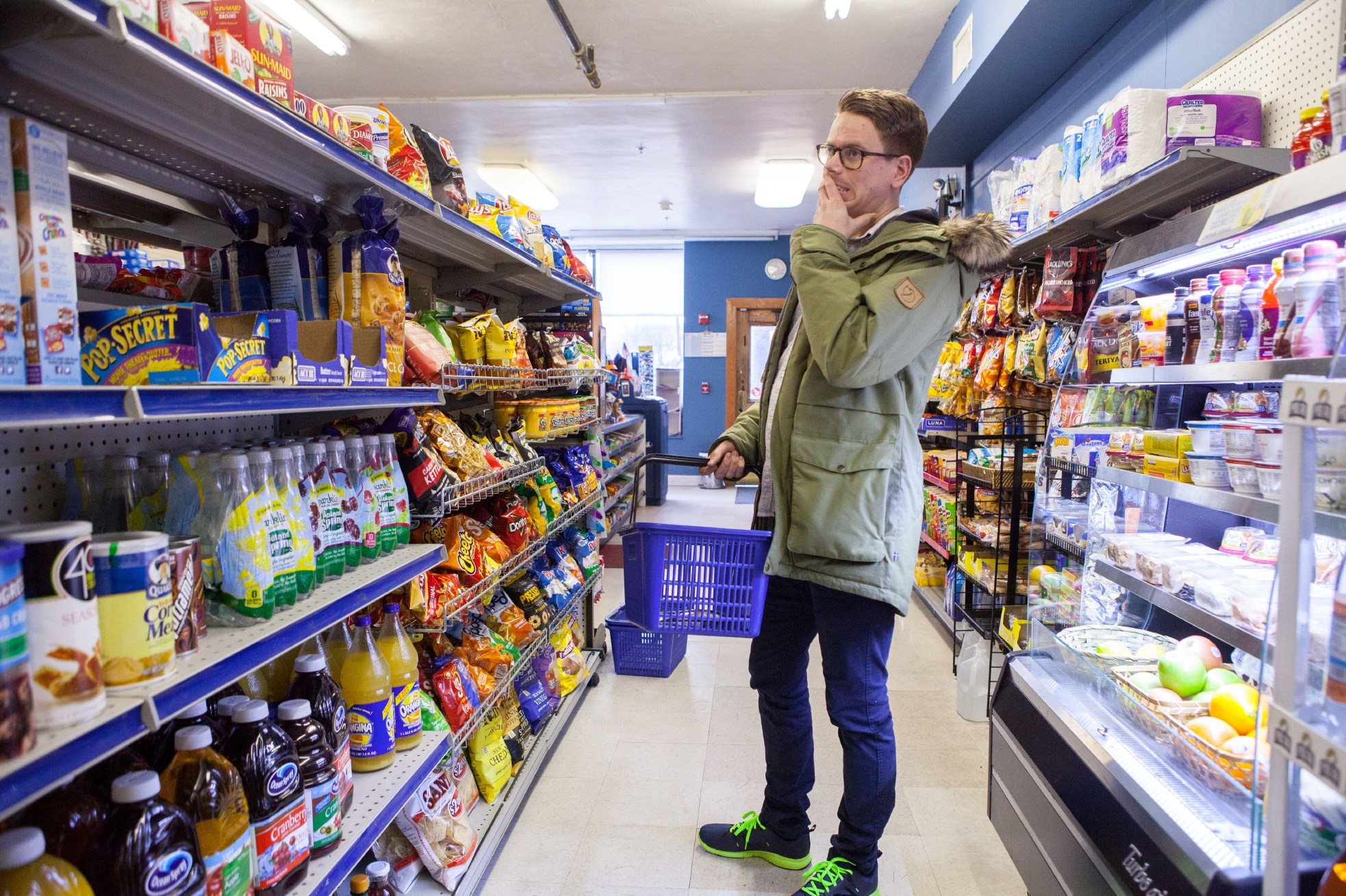 Test cook Sasha Marx searches the local convenience store for ingredients to make a last-minute Valentine's Day treat.